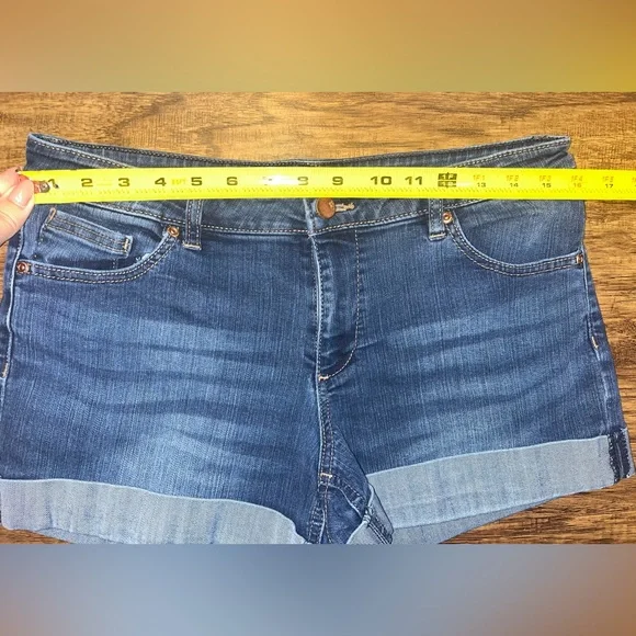 New York & Company Shorts Size 8 - Picture 4 of 8